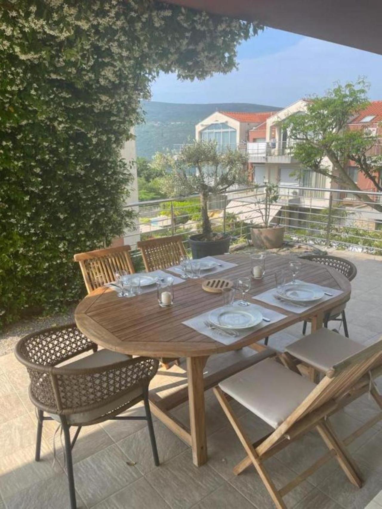 Acacia Hill Apartment C01 Without Pool Ðenovići Eksteriør billede