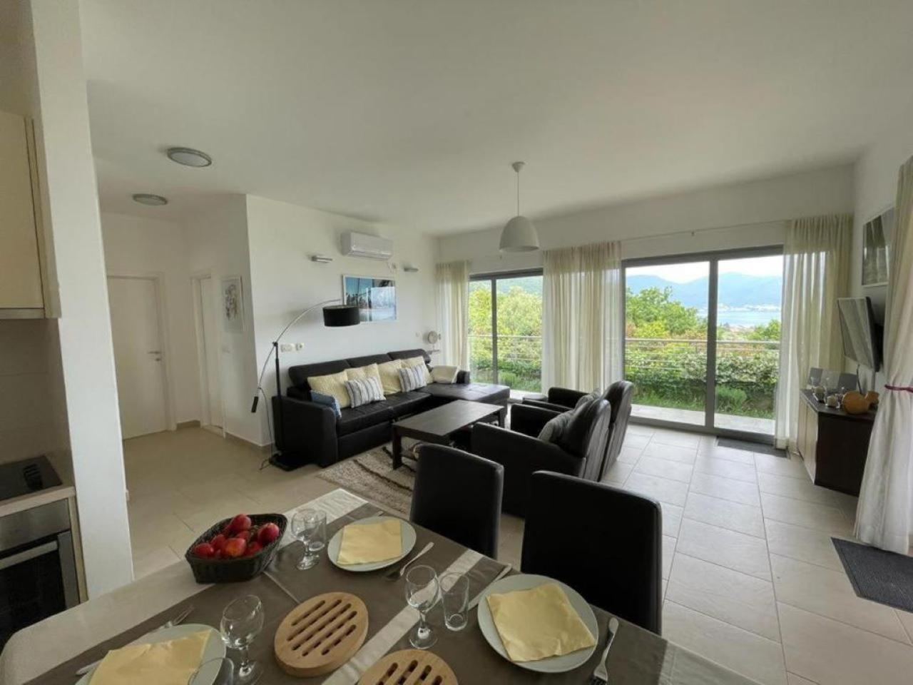 Acacia Hill Apartment C01 Without Pool Ðenovići Eksteriør billede