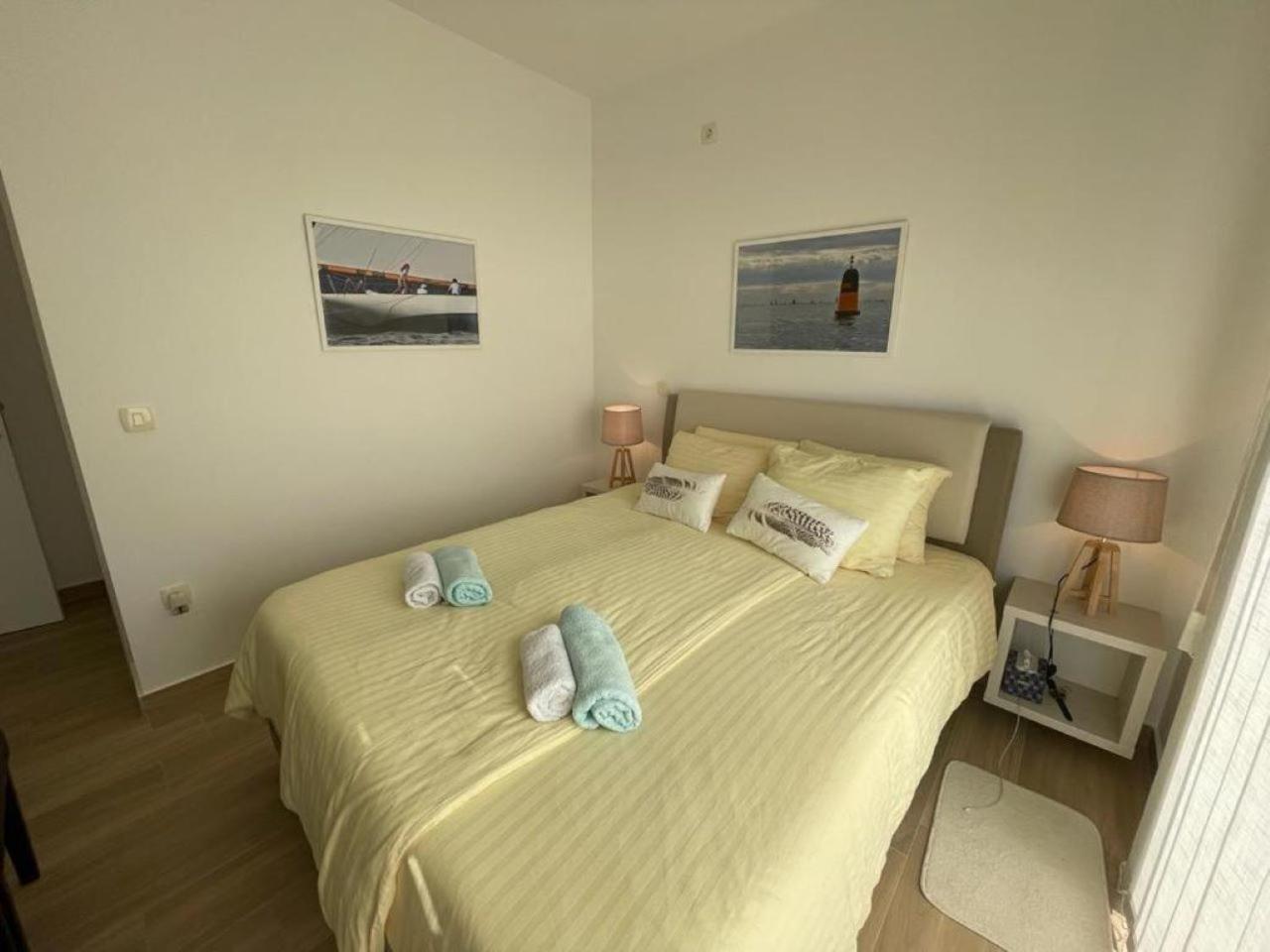 Acacia Hill Apartment C01 Without Pool Ðenovići Eksteriør billede